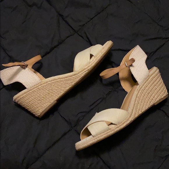 Lucky Brand women’s wedges - Picture 2 of 4